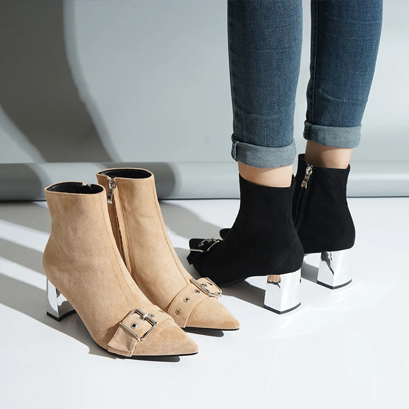 Новинка 2020 года Роскошные модные женские ботинки в Корейском стиле с пряжкой и