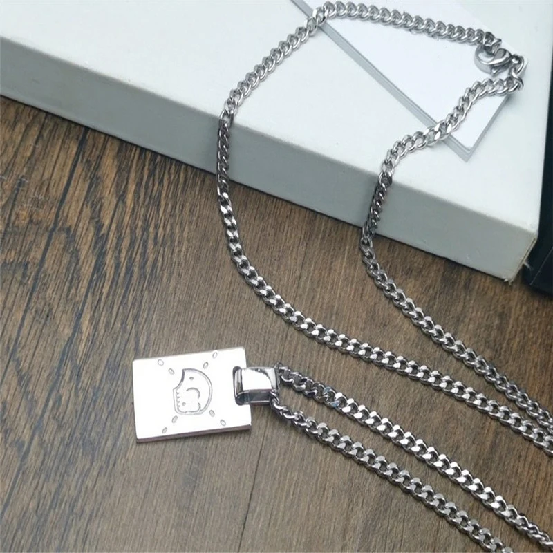 

1:1S925 sterling silver necklace, classic vintage engraving rectangular letter pattern necklace, romantic Valentine's Day gift