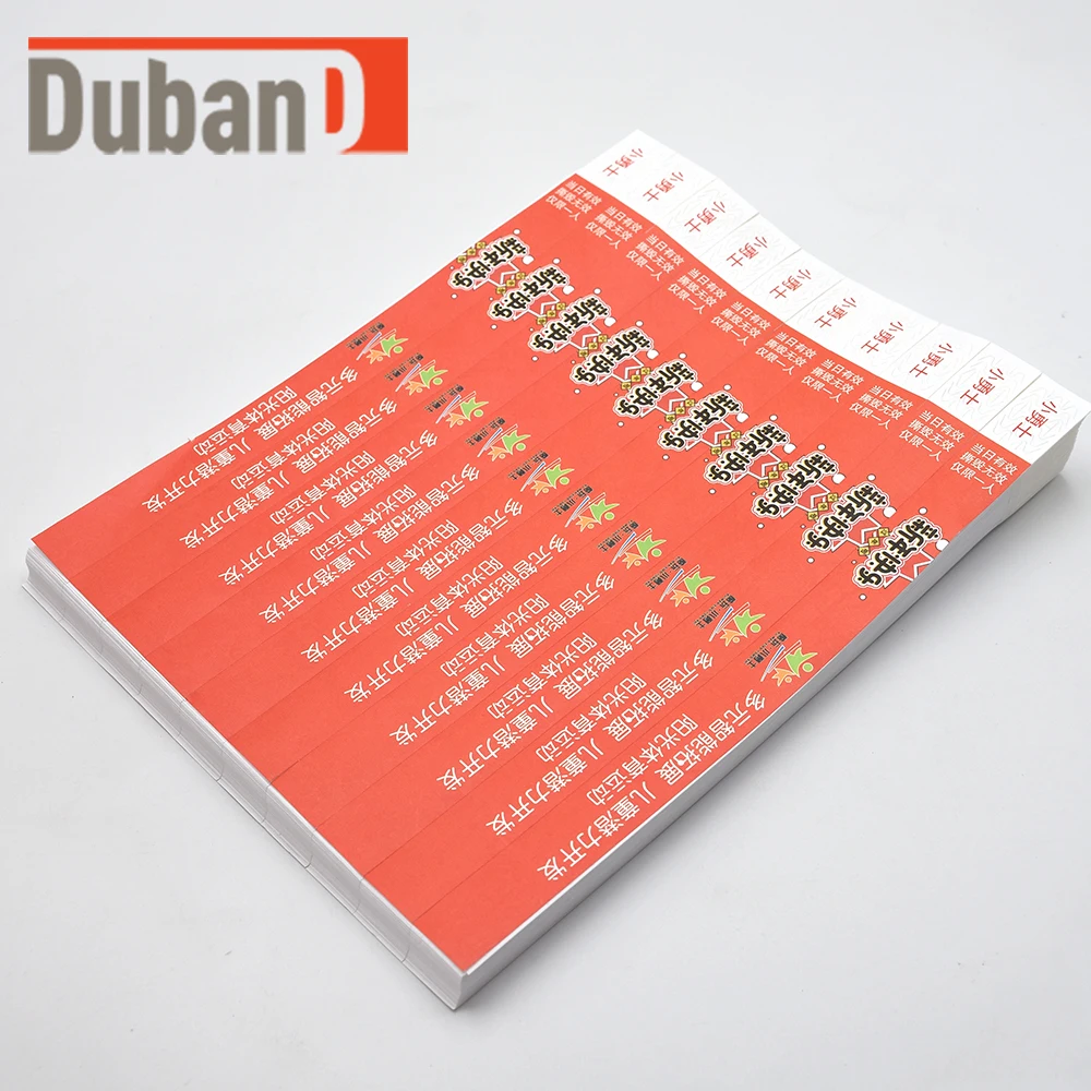 Недорогие бумажные браслеты Tyvek с цветным принтом на заказ одноразовые