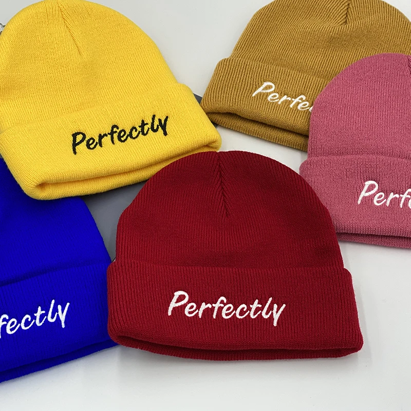 

2021New Unisex Letter Embroidery Knitted Hat Autumn Winter Simple Men's Warmer Bonnet Outdoor Fashion Ladies Casual Cap