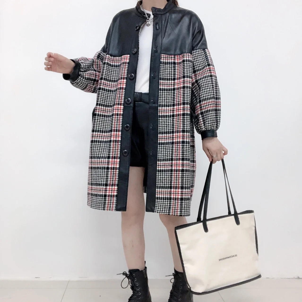 

2021 autumn new woolen fleece coat women's medium long loose large spell cotton sheepskin windbreaker lattice