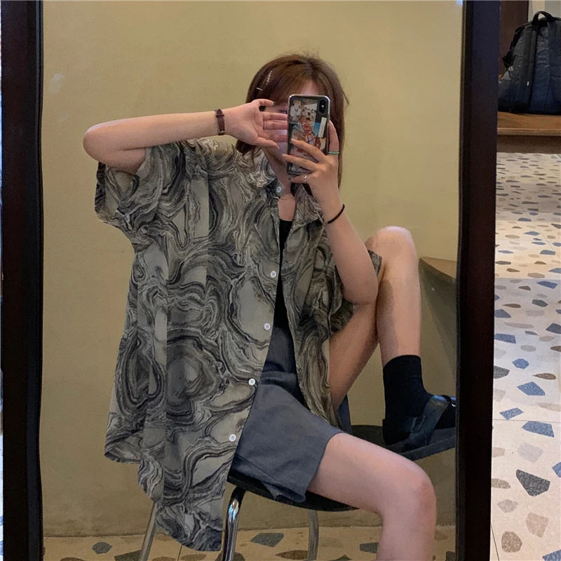

Retro Water Ripple Print Chiffon Women Shirt Summer Korean Fashionable Casual Style Blouses Straight Single Breasted Shirt