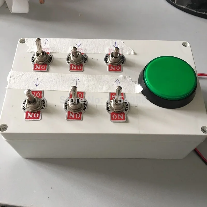 Переключение реквизит коробки реальной жизни номер побега загадочная дверь Игры