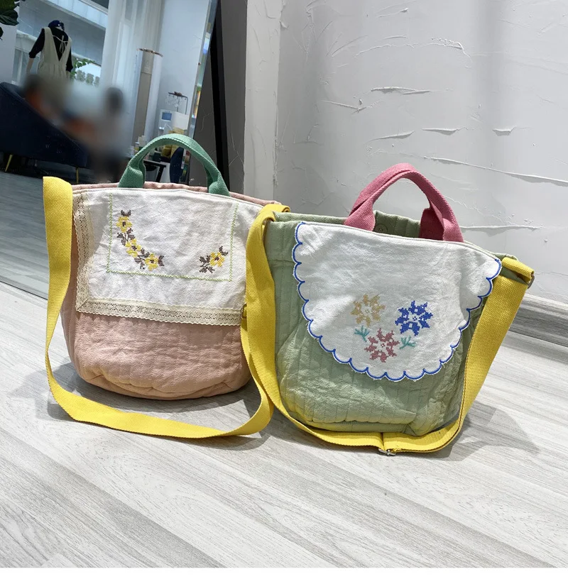 

Корейская Холщовая Сумка для мамы, сумка для детских подгузников с цветочной вышивкой, вместительные мешки-ведра, сумка для ланча, сумки-мес...