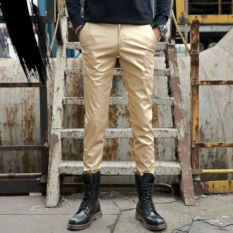 Сезон весна лето Новинка мужские узкие брюки из искусственной кожи в Корейском