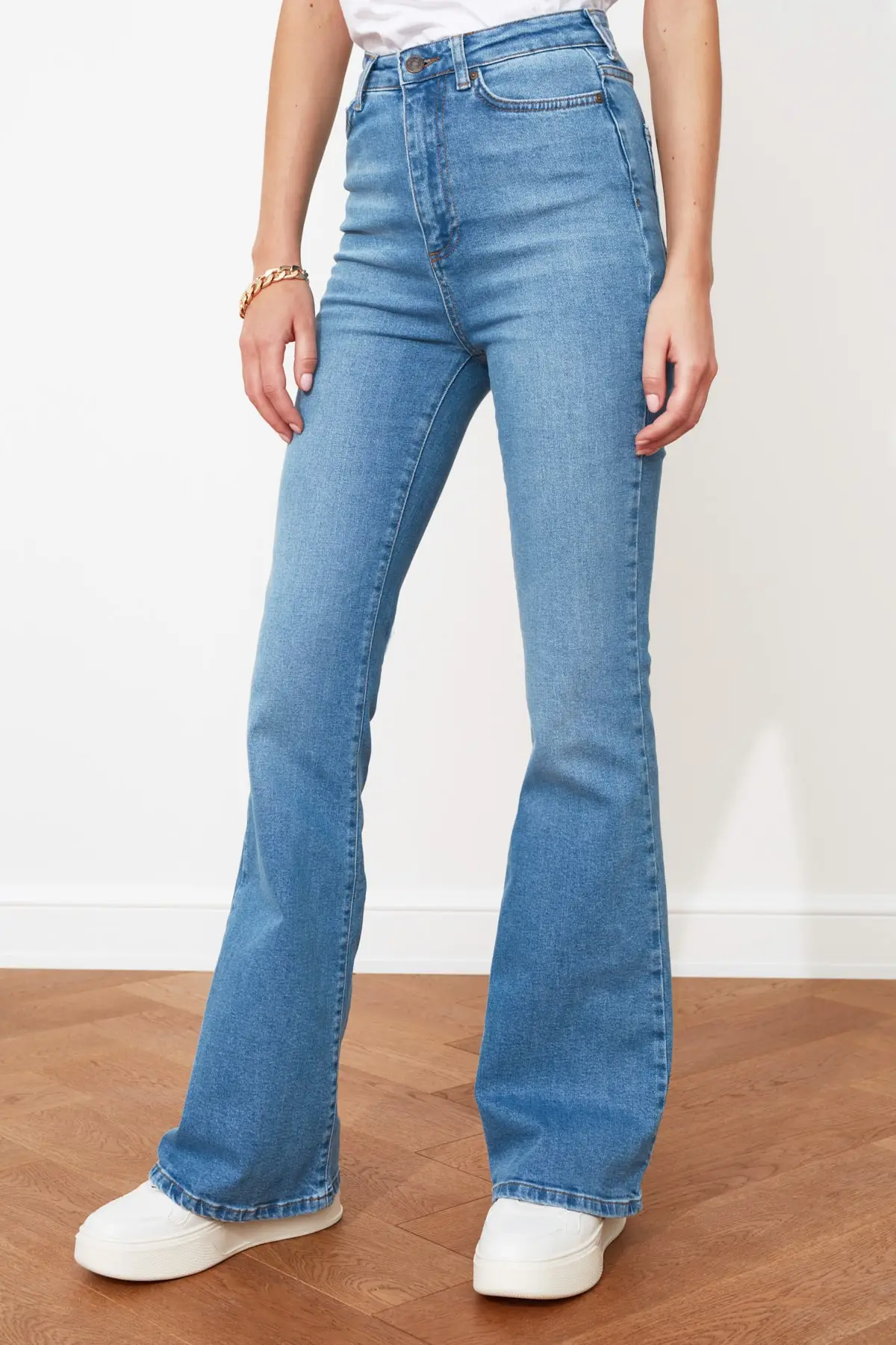

Blue High Waist Flare Jeans Women Jeans 2021 Fashion