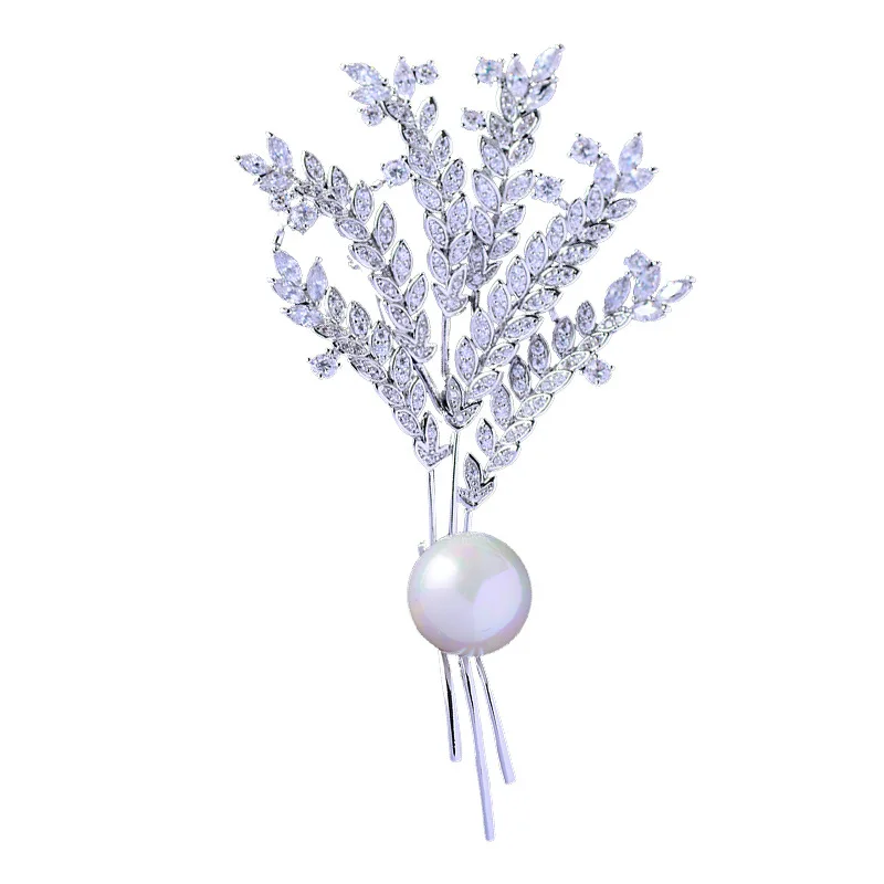 

South Korean women deserve to act the role of micro brooch set zircon grain leaves a corsage pin sweater cardigan buckle