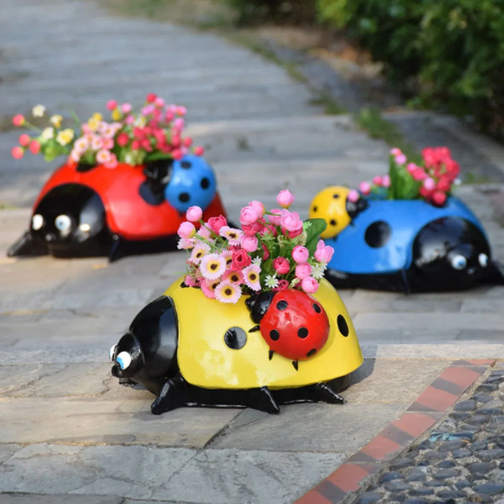 

Beetle Cartoon Seven Star Ladybug Animal Art Backyard DIY Garden Fence Home Decor Ornaments Lawn Decoration