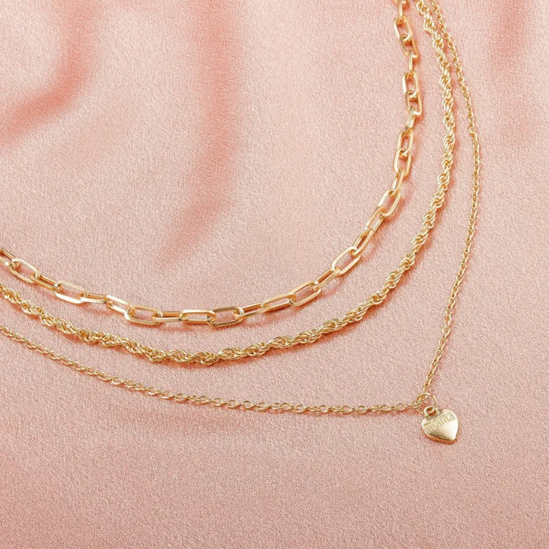 

Necklace for Women Multi-layer Clavicle Chain Heart Pendant Necklacens Jewelry Wholesale