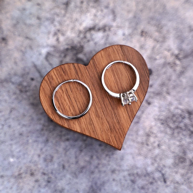 

Heart Shaped Walnut Wood Ring Box Proposal Engagement Ring Holder Velvet Soft Interior Jewelry Ring Earrings Wooden Box