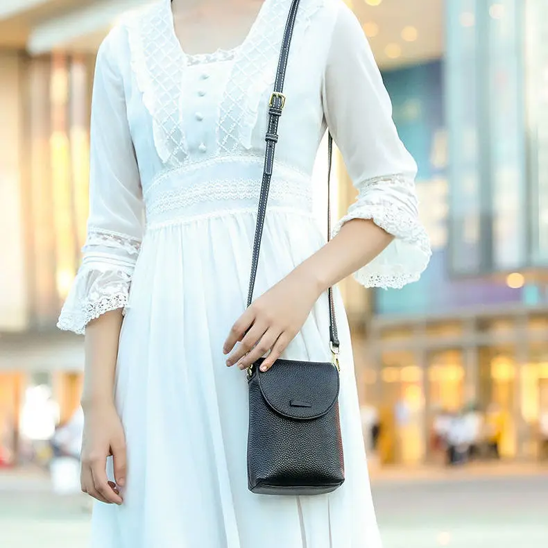 

Leather mobile phone bag female Messenger bag 2021 new tide fashion mini parcel shoulder bag mobile phone bag purse satchels