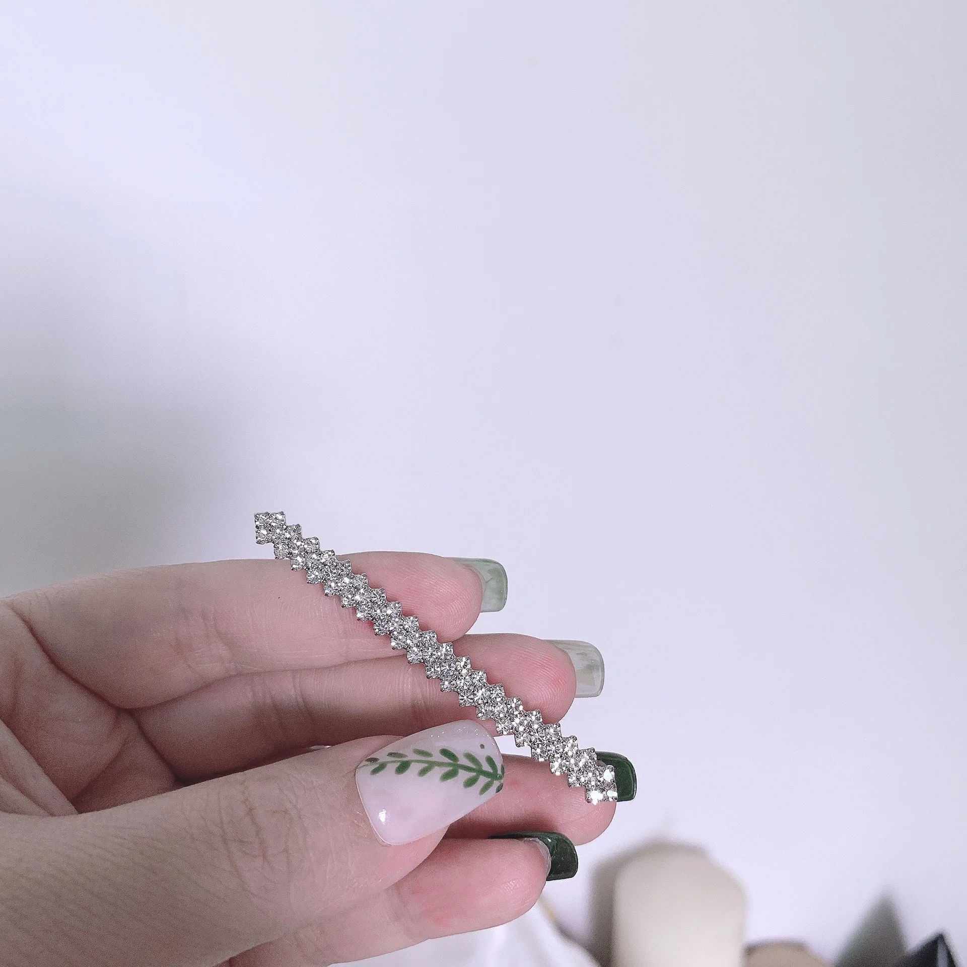 

HANGZHI 2020 New TRIPLE TIPSY Personality Design Zircon Ear Bone Clip Long Piercings Trendy Earrings For Women Party Jewelry