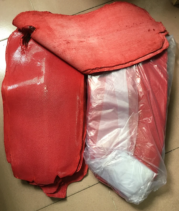 

Genuine Rare special skin natural pearl fish leather Orange devil skin, large sizeManta Ray Fish Skin for bag belt diy