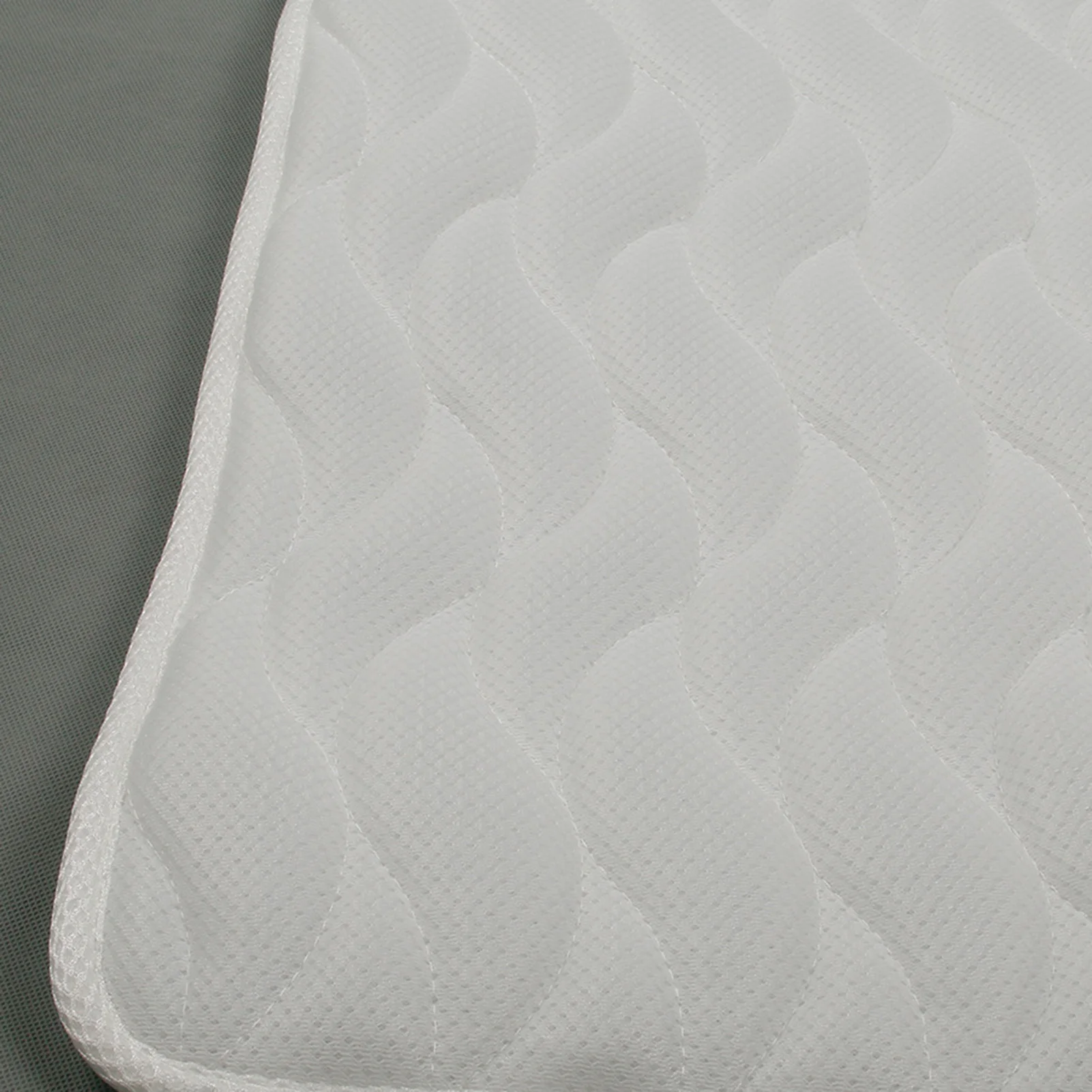 

Full Body Bath Pillow Non-Slip Luxurious 3D Air Mesh Mat for Tub Neck and Back Support with 10 Non-Slip Suction Cups GR5