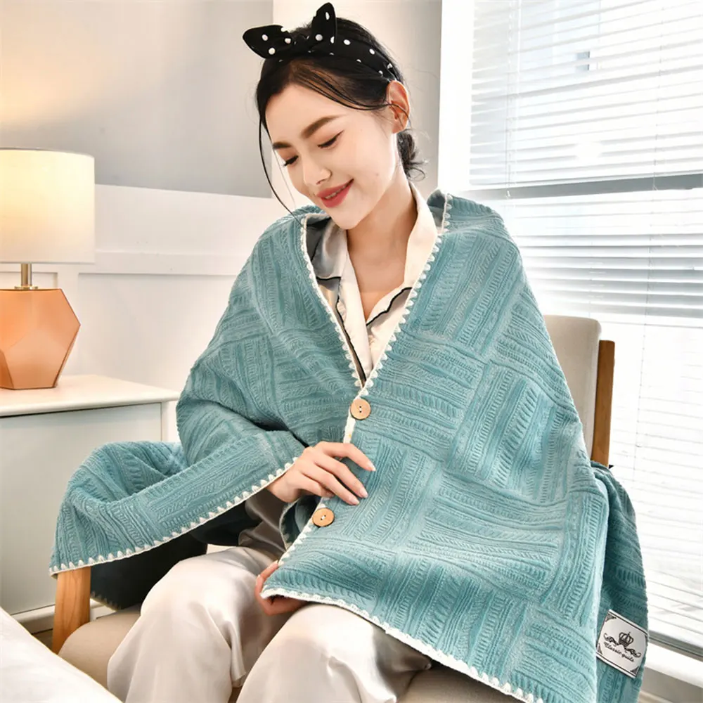 للبيع سفيتانيا بطانيات ثلاثية الأبعاد بطباعة ناعمة للصيف وبطانيات مزدوجة الجانب ترمي بلايد من الفلانيل والصوف المرجاني ميكروفيبر وملاءة سرير