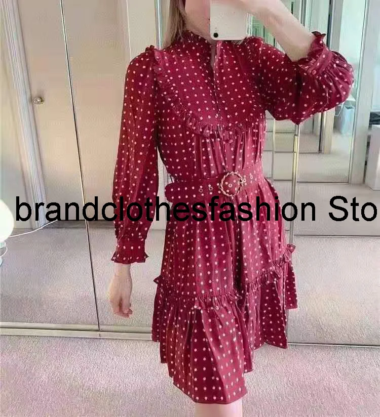 

Женское платье с оборками и принтом, осеннее платье 2021