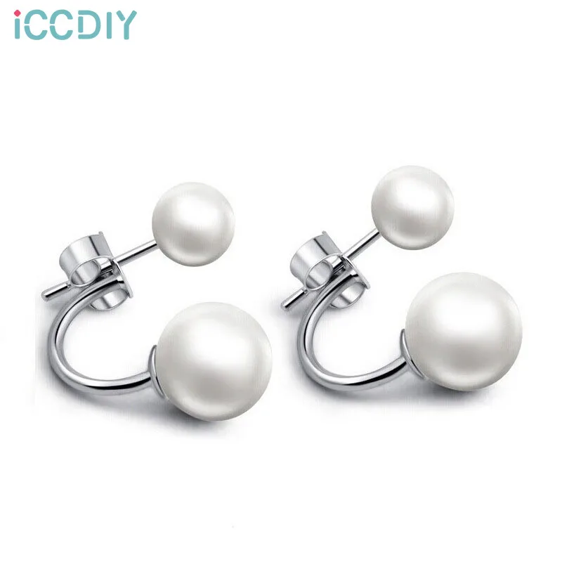 

Ocean pearl earrings the wind was blowing that winter. The same earrings are fashionable. Japanese and Korean design accessories