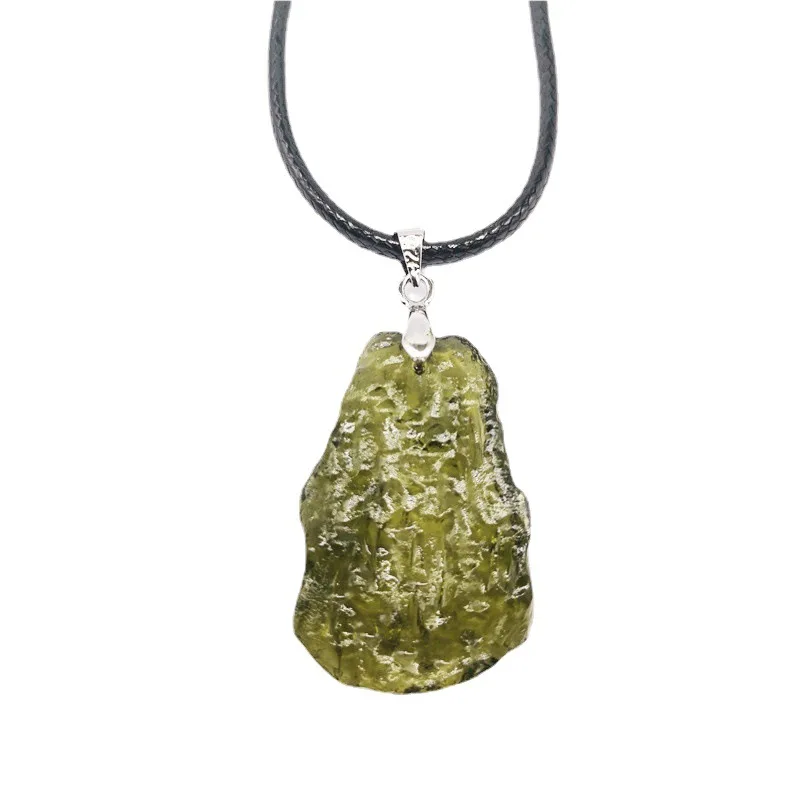 

4-8g Natural Czech Glass Meteorite Pendants Necklace Raw Moldavite Jewelry For Men Women Crystal Energy Necklace Decor Gifts 1pc