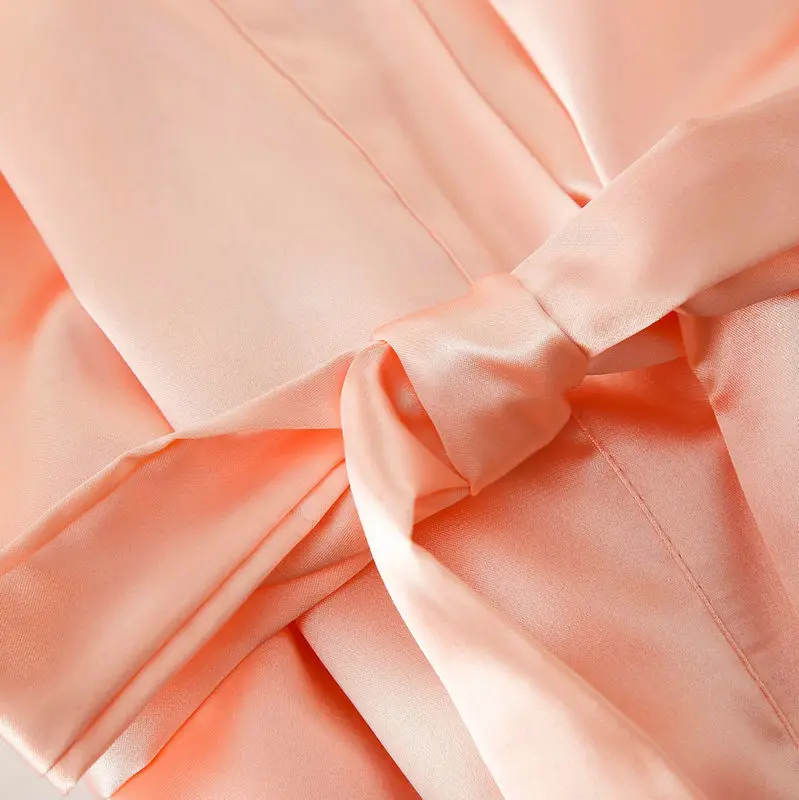 Owiter Satin Silk Plus Size Robes Wedding Bathrobe Bridesmaid Bride Mother Maid of Honor Gown Women Clothing Sleepwear Champagne