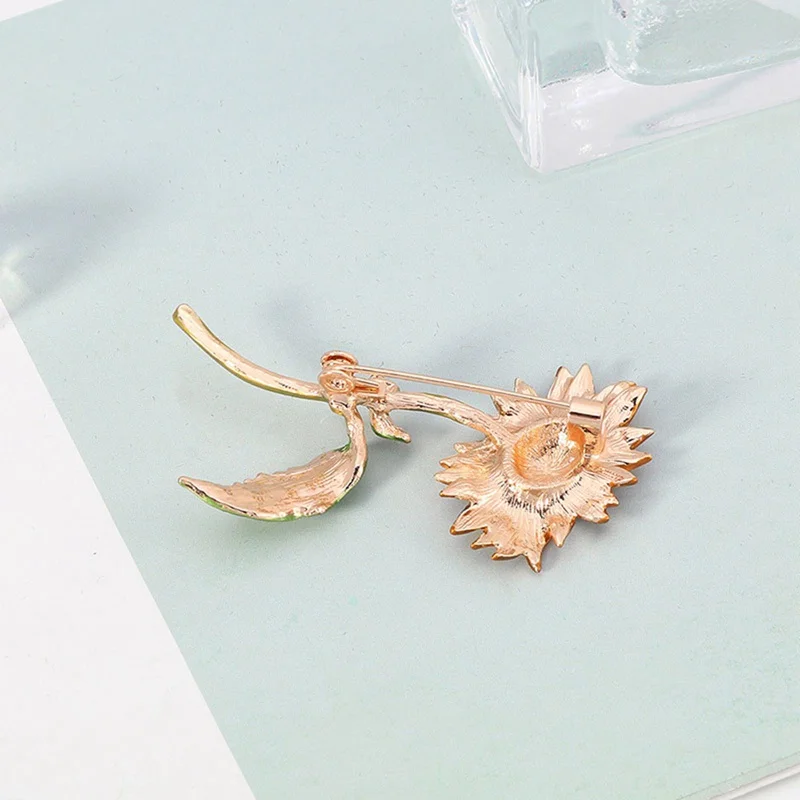 Enamel Sunflower Brooches For Women Yellow Color Elegant Autumn Style Fashion Jewelry Luxury Coat Pin Lady Gift | Украшения и