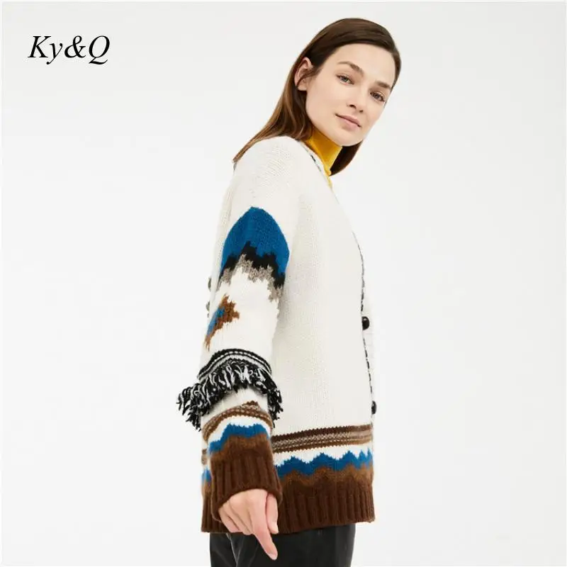 Женский шерстяной свитер с V-образным вырезом и длинным рукавом |