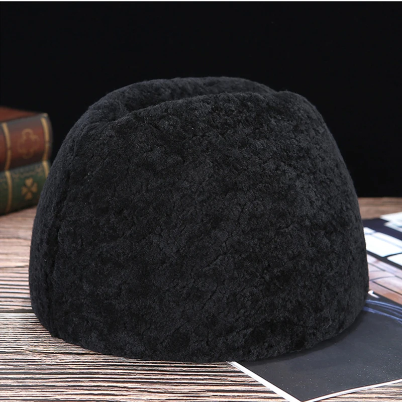 

Frence джентльмен Шапки, из овечьей кожи; Меховые Шлепанцы мужские тапочки на холодные зимы, раздел-Leifeng Новый Кепки бомбер Шапки 2019 Повседневное шерсть Для мужчин меховой Шапки