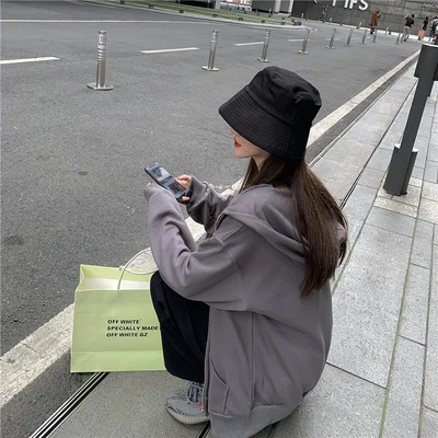 

Женская универсальная куртка на молнии с длинным рукавом и V-образным вырезом