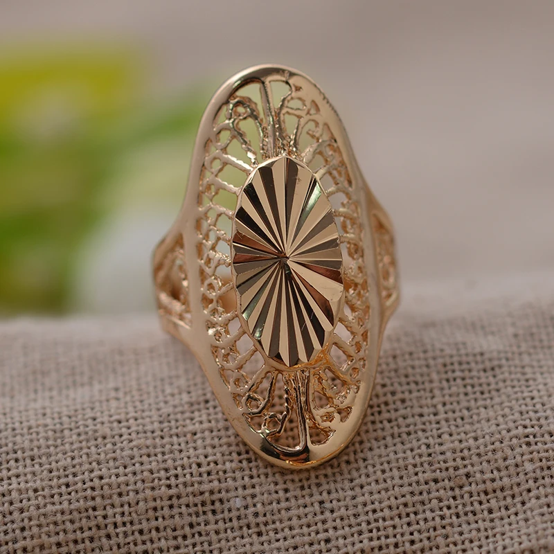 

Trendy 24K Dubai Gold Color Small Flowers Ring for Women Girls Gold Color Arab African Jewelry Flower Ring