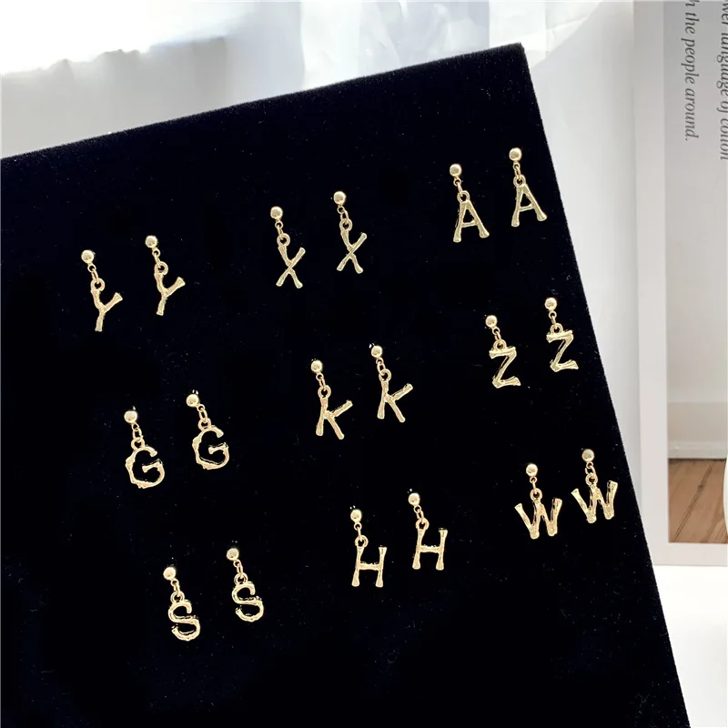 Модные ювелирные аксессуары маленькие золотые металлические серьги с