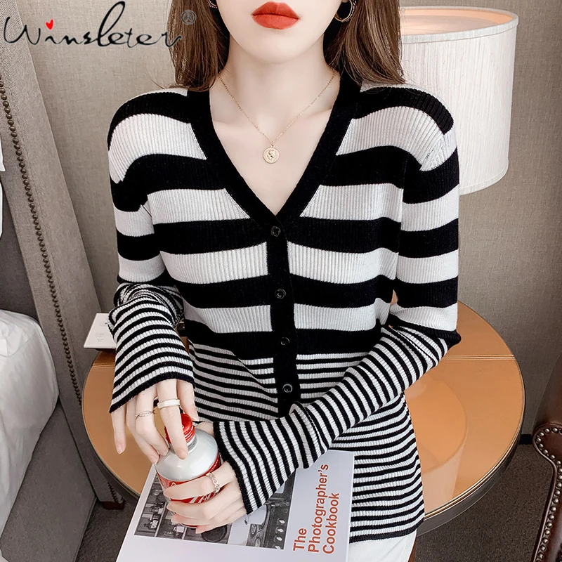 

Женский трикотажный кардиган на пуговицах, однобортный свитер в полоску с V-образным вырезом, модель T19522A в Корейском стиле на осень и зиму, ...