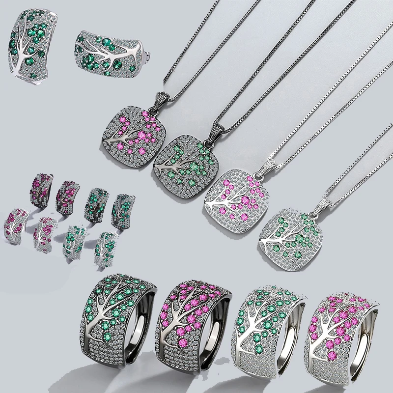 

Комплект из колье, серёг и кольца, из серебра 925 пробы