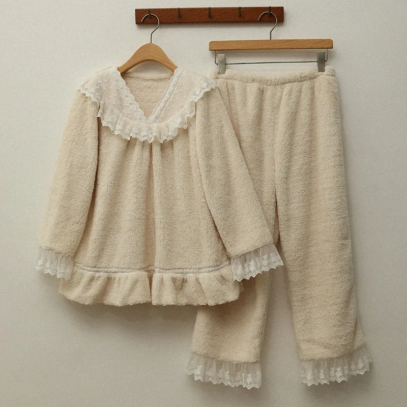 

2021 New Pajamas Suit Lace V-Neck Nightwear Flannel 2PCS Sleepwear Sets For Women Warm Homewear Thick Floral Intimate Lingerie