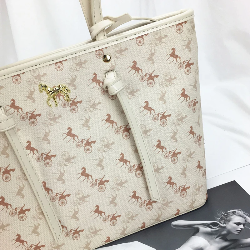 

Thousand Horse Pattern Large Capacity Tote Handbags for Women 2021 New Fashionable Simple One-shoulder Composite Bags Channels