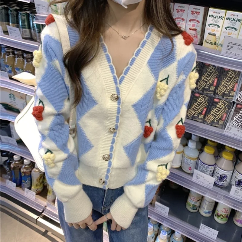 

V-neck Cardigan Sweater Women's Design Sense Lattice Contrast Color Early Autumn Top Style Knitted CoatNuyoah