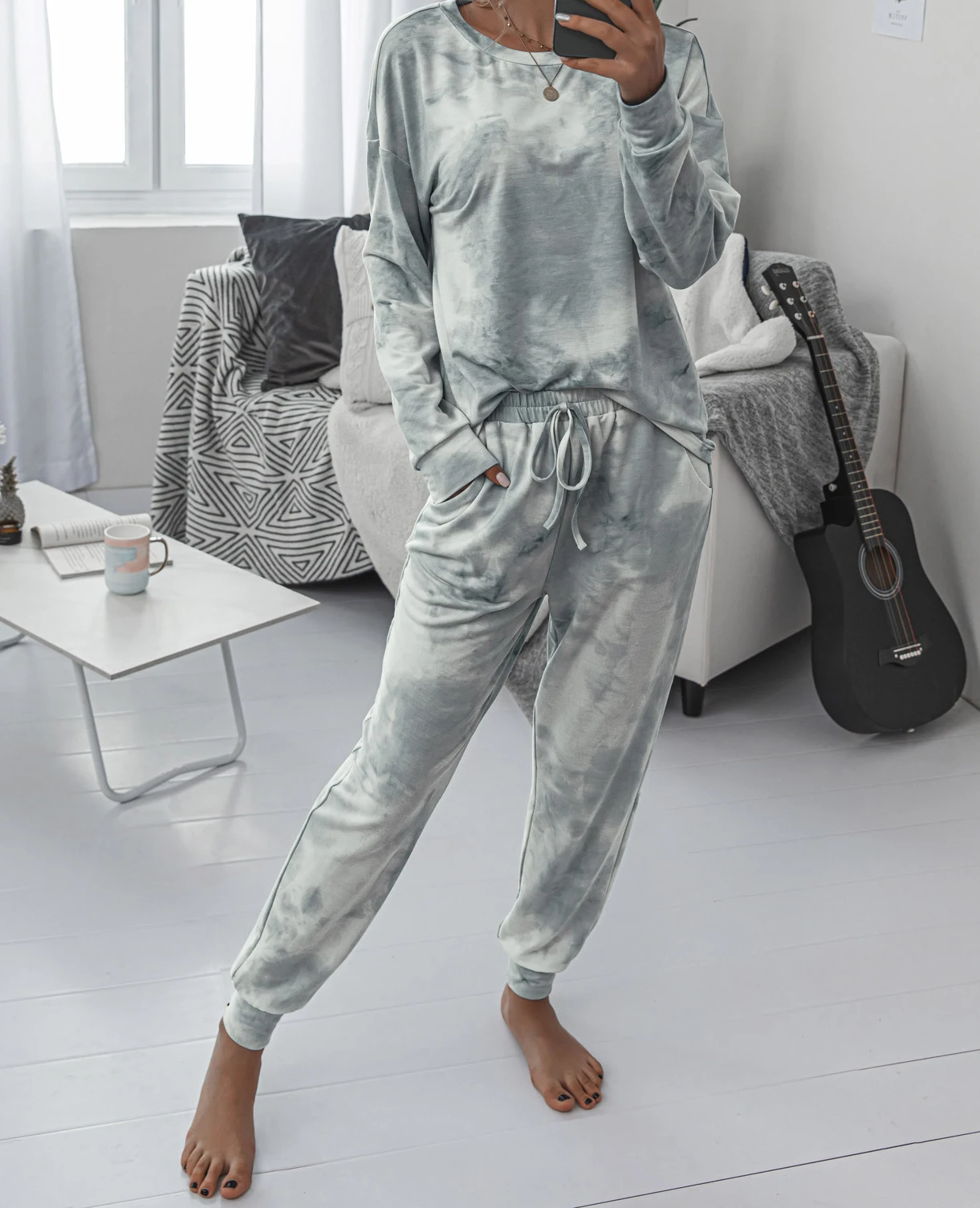 

suit shorts t-shirts women United States printing with round collar leisure long-sleeved female sports suitstwo-piece Hot style