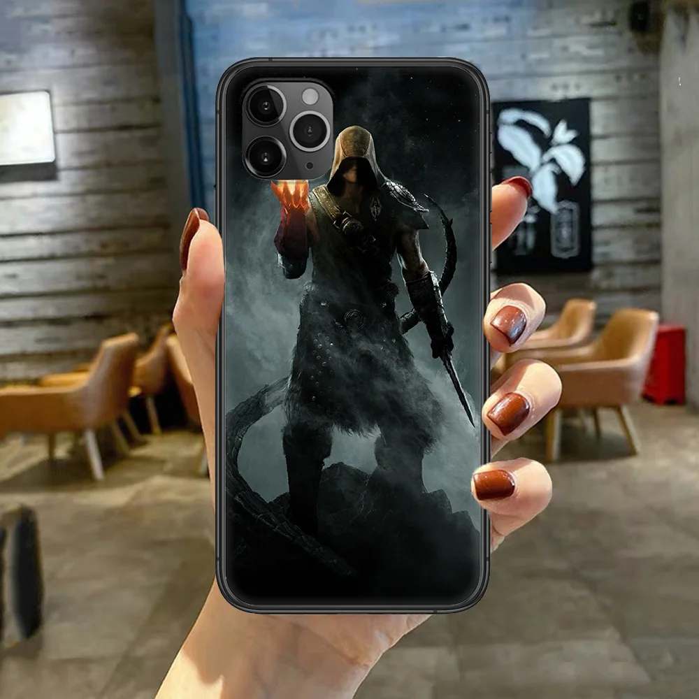 

The Elder Scrolls V Skyrim Game Phone Case Cover For Iphone 5 5S 6 6S PLUS 7 8 11 12 Mini X XR XS PRO SE 2020 MAX black Cell
