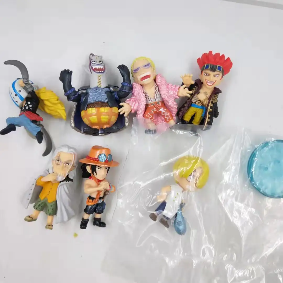 BANDAI One Piece экшн-фигурка Mini Big Head Bottle Cap Series Limited Chopper Luffy Nami Usopp редкая модель игрушки -