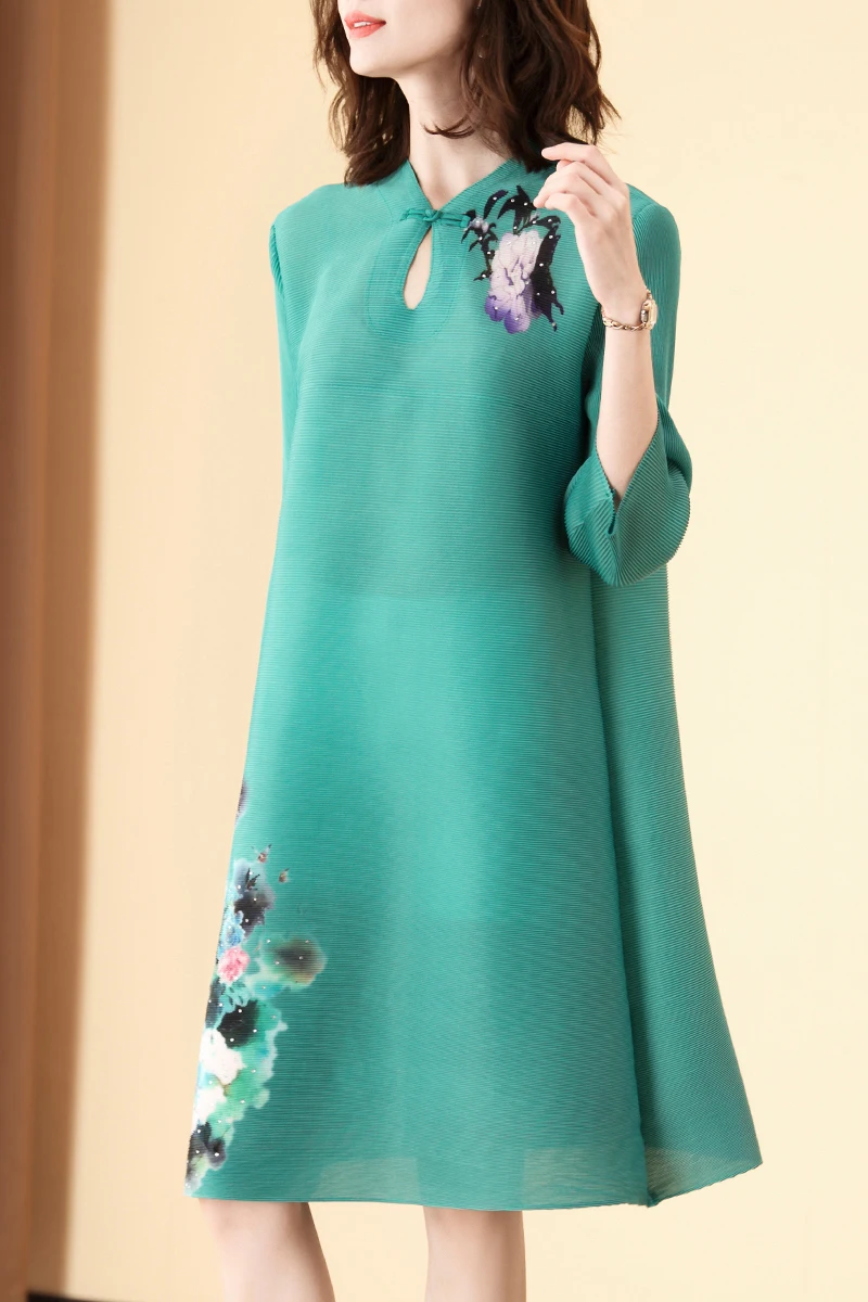 

Vintage Plus Size Dress For Women 45-75kg Spring And Summer Printed Miyake Pleated Loose Retro Cheongsam Improvement Dress