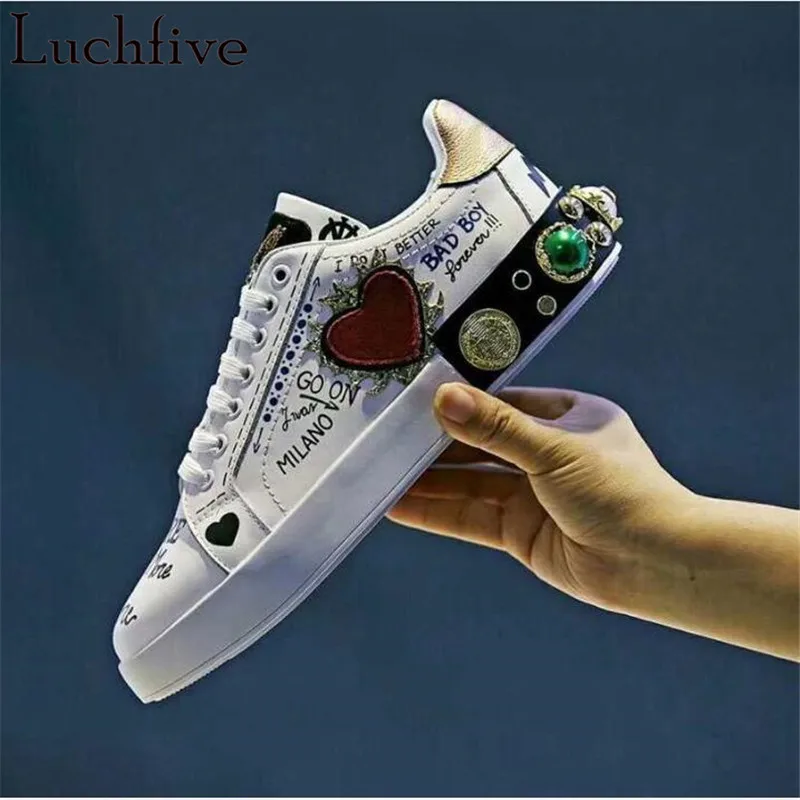 Кроссовки женские с круглым носком на шнуровке повседневные высокая подошва