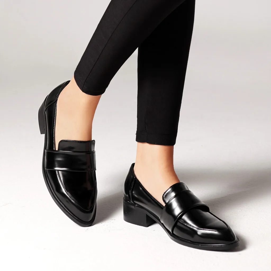 Женские кожаные туфли лодочки повседневные деловые на низком массивном каблуке