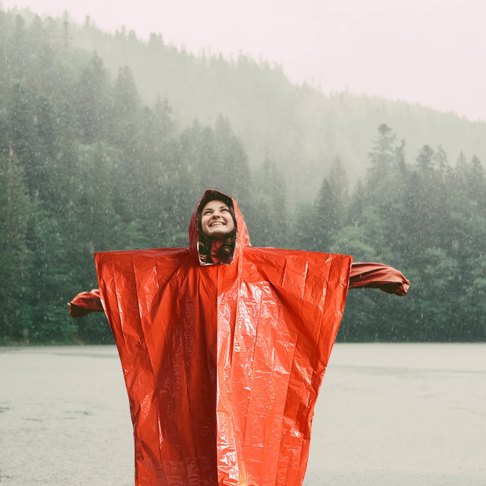 Наружный одноразовый дождевик двухцветный тепловой для оказания первой помощи |