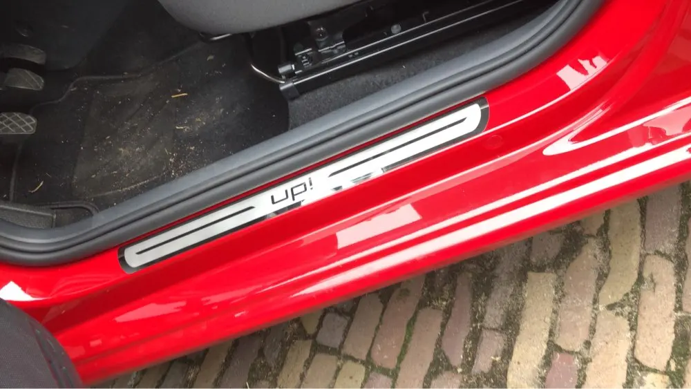 Накладки на пороги VW UP из нержавеющей стали для Volkswagen UP! 2012-2021 | Автомобили и