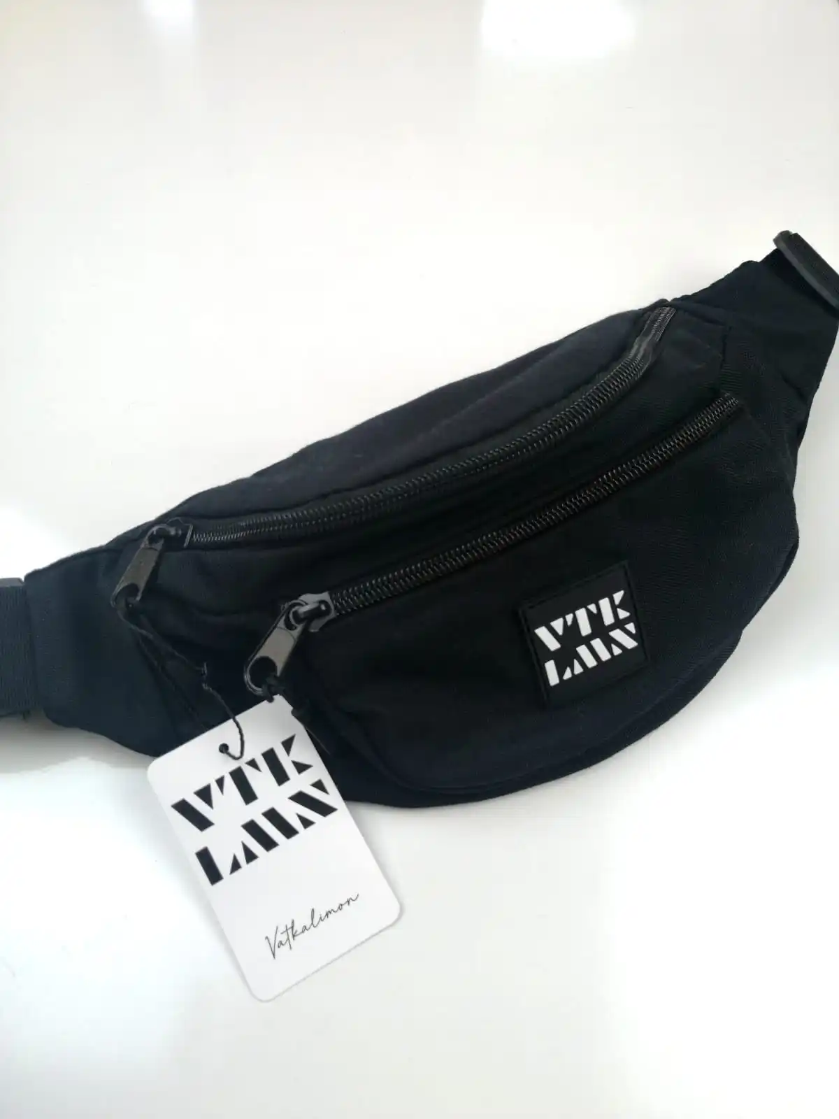 

Unisex Waterproof Colorful Shoulder and Waist Bag Black