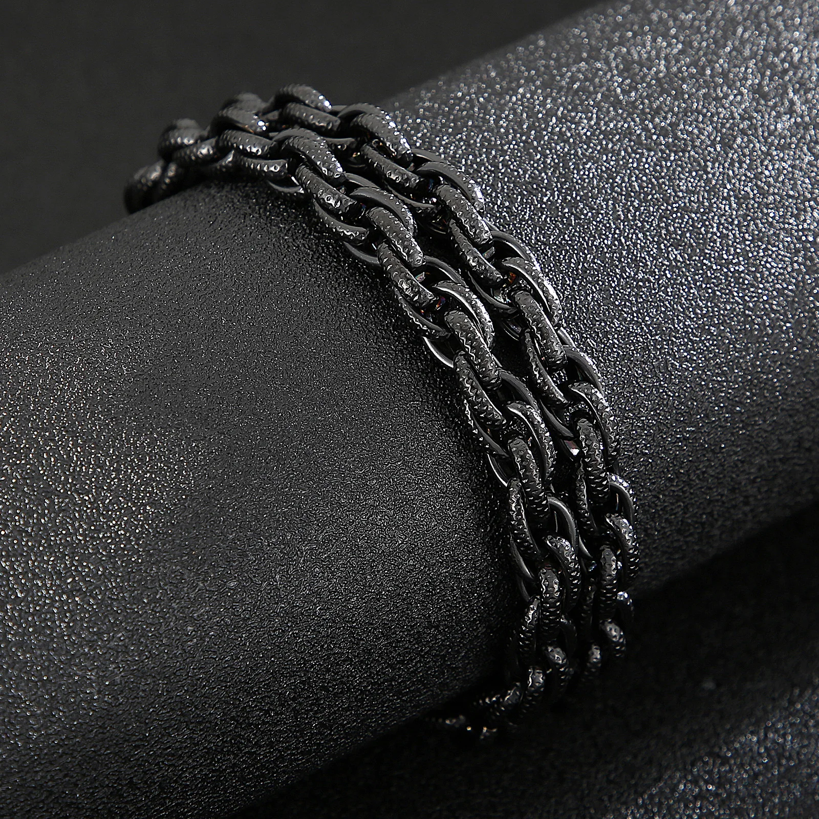 

Retro Black Color 316L Stainless Steel Double-Layer Chain Bracelet Men's Hip-Hop Oval Interlocking Braided Bracelet Jewelry
