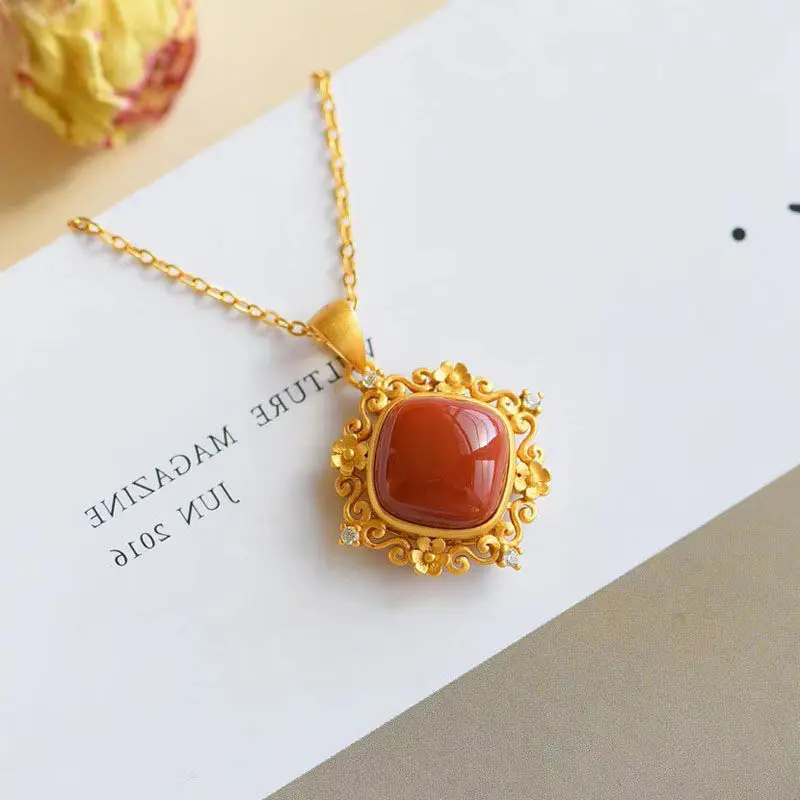 

New Inlaid South Red Diamond Necklace Pendant Full Color Full of Meat Palace Style Design Simple and Elegan