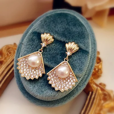 

Earrings Female S925 Silver Needle Geometric Fan-Shaped Micro-Inlaid Zircon Natural Pearl Retro Earrings Simple Temperament Gift