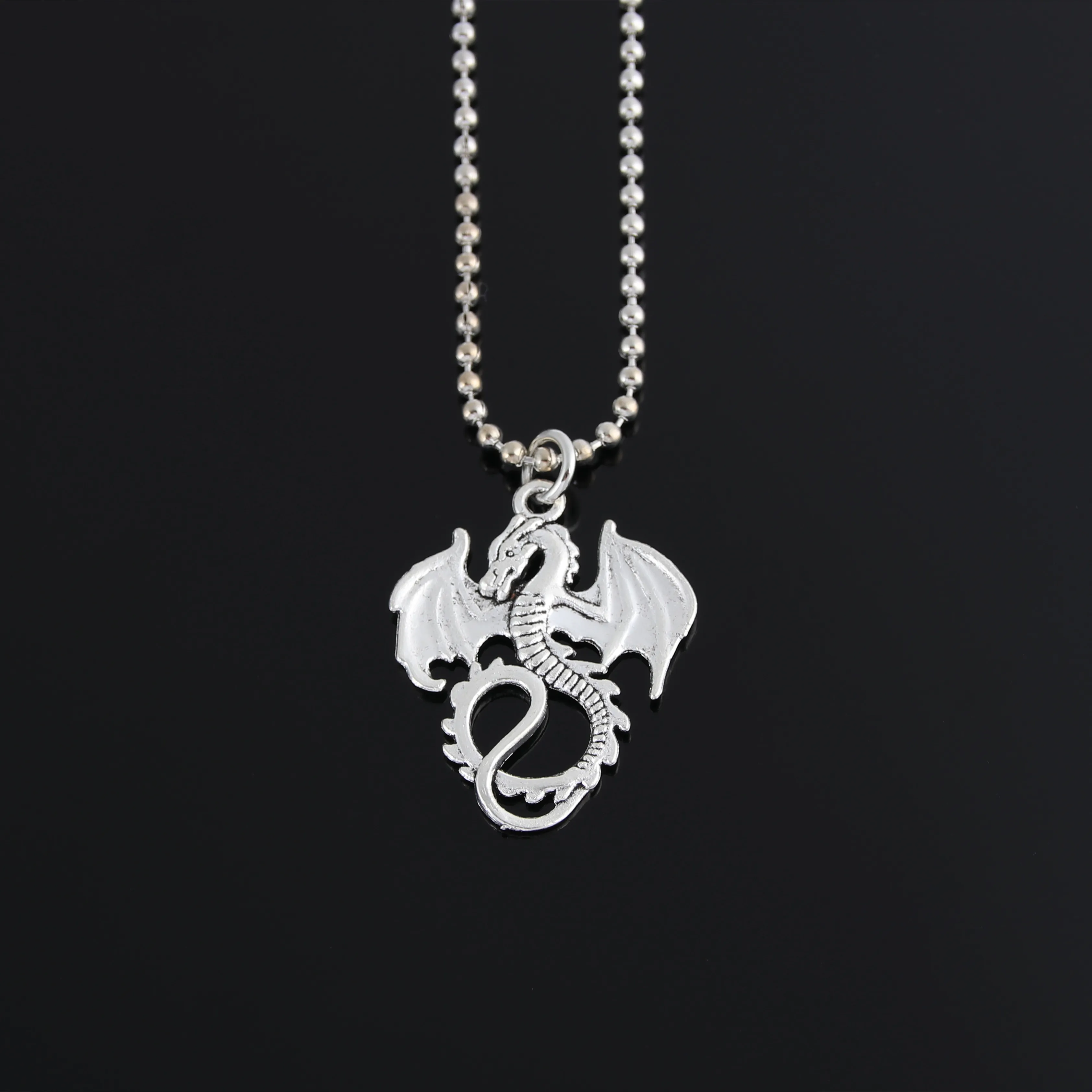 Бусы с цепочкой пистолет мини летающий дракон Гигантский паук Тигр ведьма резная