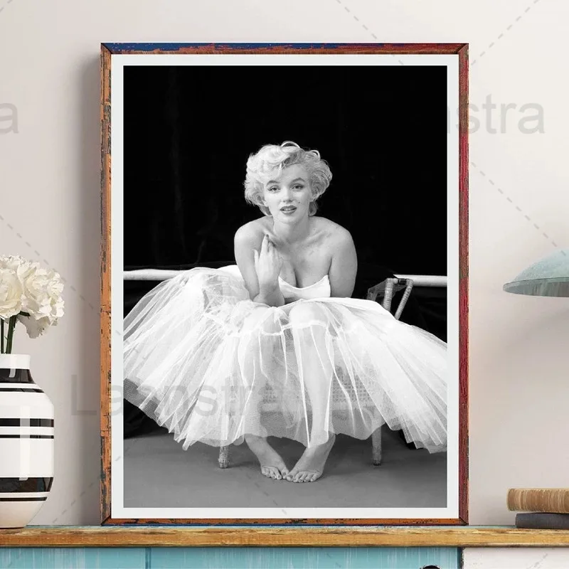 

Black and White Fashion Poster Monroe Character Photo Canvas Painting Wall Picture Living Room Bedroom Wall Art Home Decoration