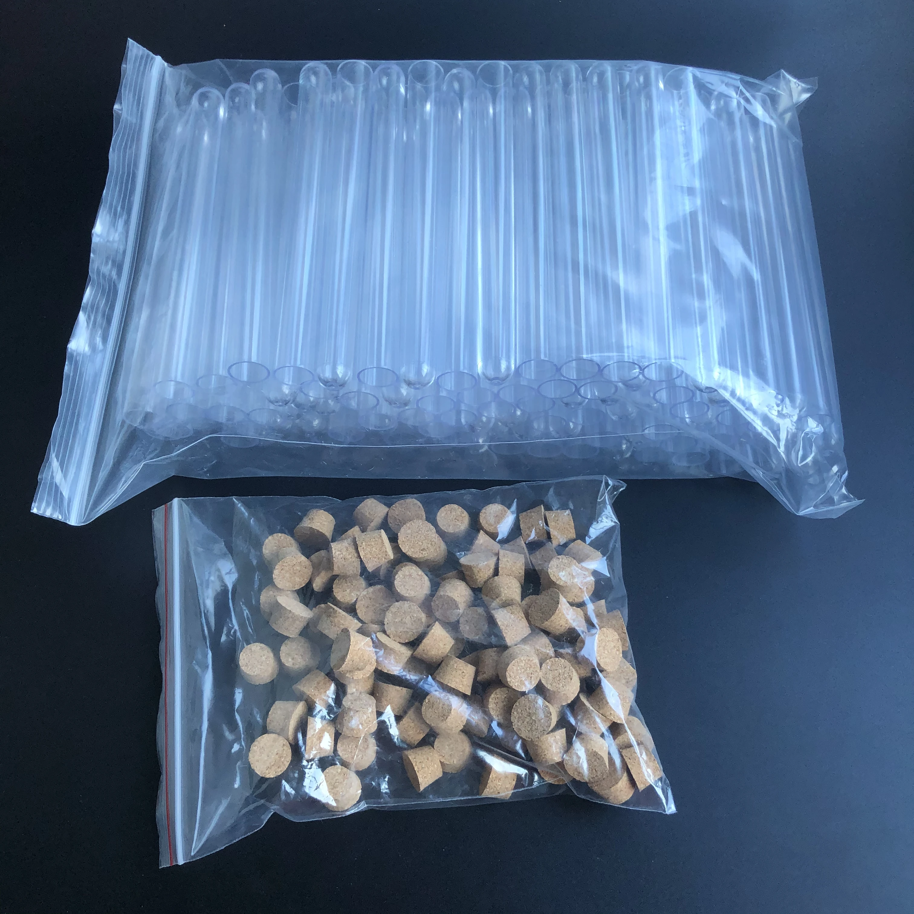 Пробирки лабораторные прозрачные пластиковые с пробками 50 шт. 15x150 мм свадебные