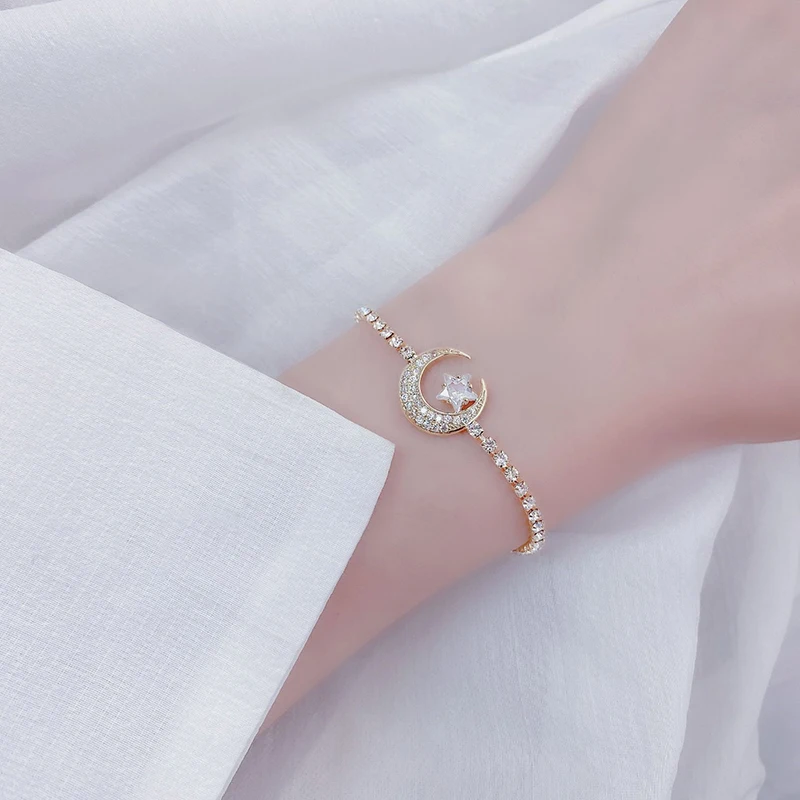 

VILAGE New 2020 Arrive Elegant Delicate Zircon Moon Star Bracelet Bling Micro Feminia Pulseras Bangles Anniversary Gift